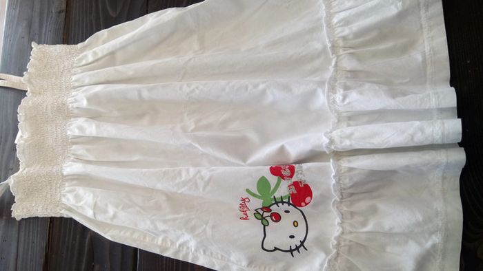 Robe blanche Hello Kitty 6 ans - photo numéro 3