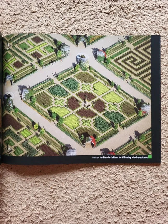 Livre de photos "En survolant La France" - Neuf - photo numéro 5