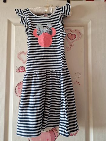 Robe 8 ans disney bleu et blanc sequins magiques