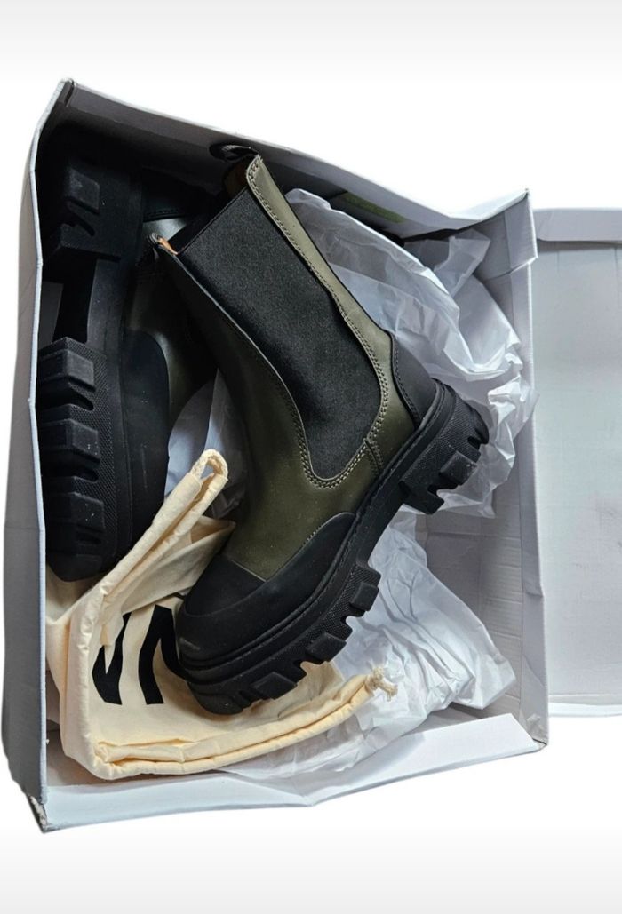 Ganni Bottines Chelsea Chunky Vert Kaki T36 - photo numéro 4