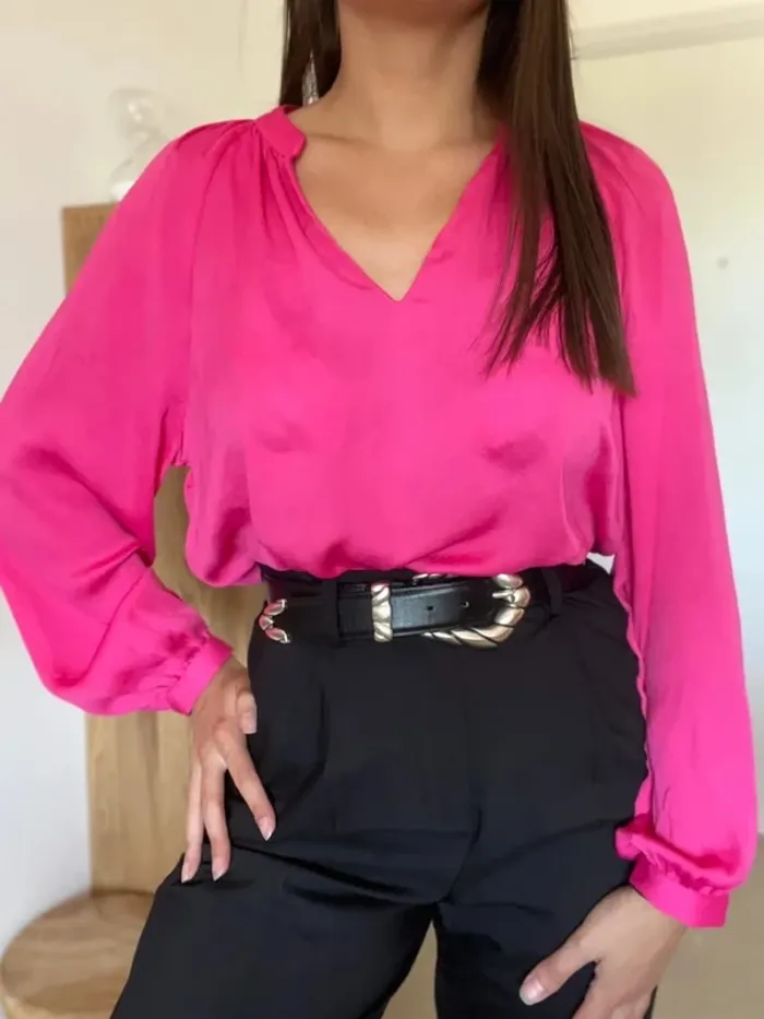Blouse rose satinée Aware