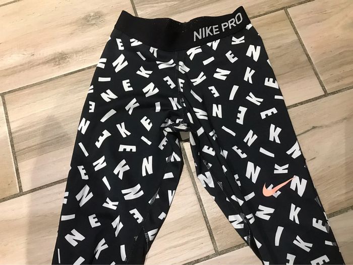 Legging Nike noir 12-13 ans - photo numéro 3