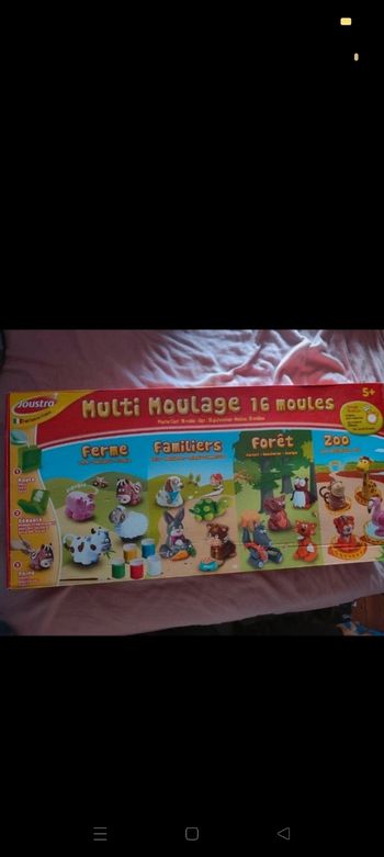 16 moules des animaux joustra neuf