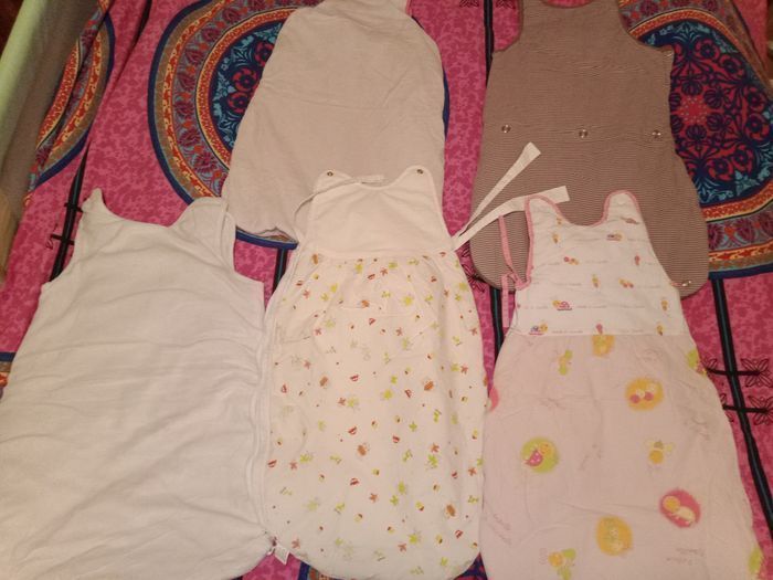 Gigoteuse en très bon état 0 - 6 mois - photo numéro 7