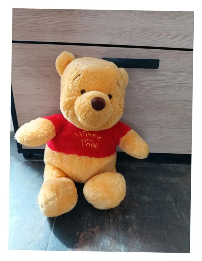 Grosse peluche Winnie