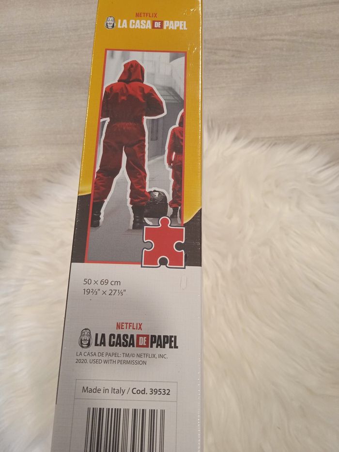 Puzzle la casa de papel - photo numéro 2