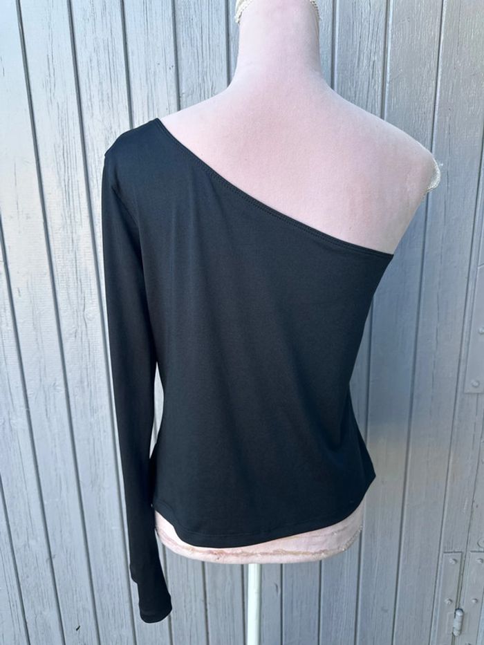 Haut noir basic une manche longue - photo numéro 3