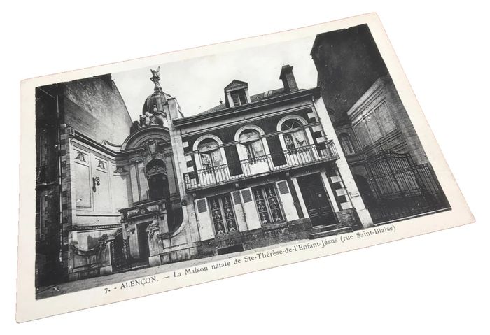 Carte postale ancienne Alençon (Orne) La Maison natale de Ste-Thérèse-de-l' Enfant-Jésus