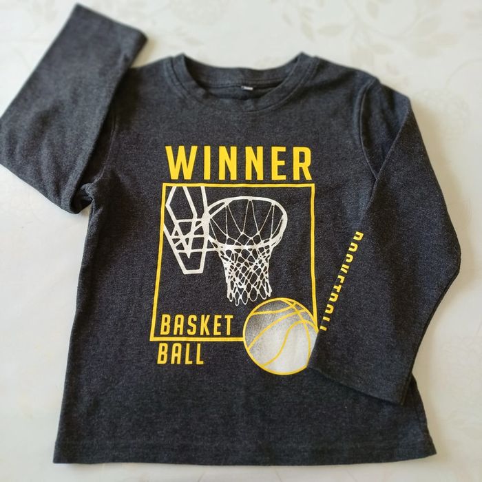 Tshirt manches longues 5 ans - photo numéro 2