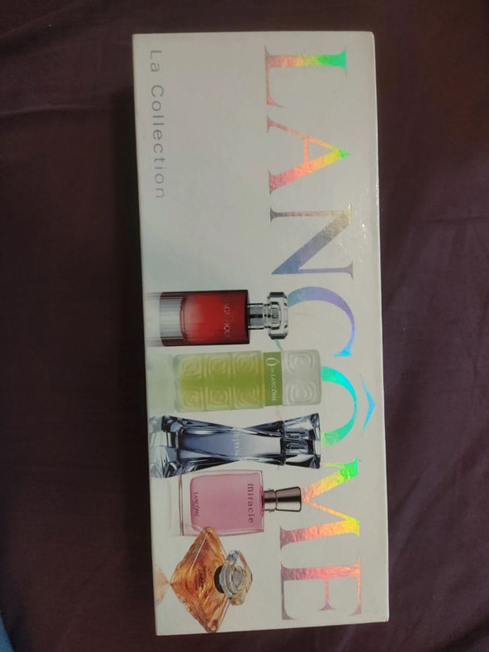 Coffret miniatures parfums Lancôme.