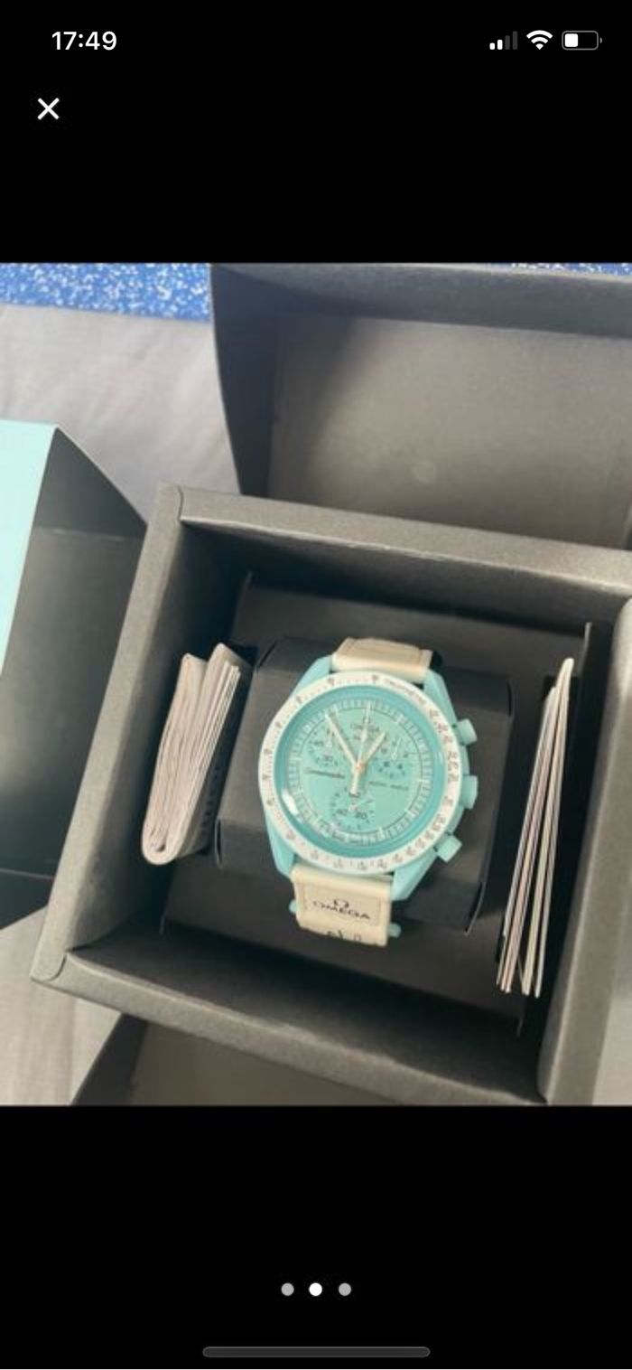 Montre Omega X swatch moonswatch mission to Uranus - photo numéro 2