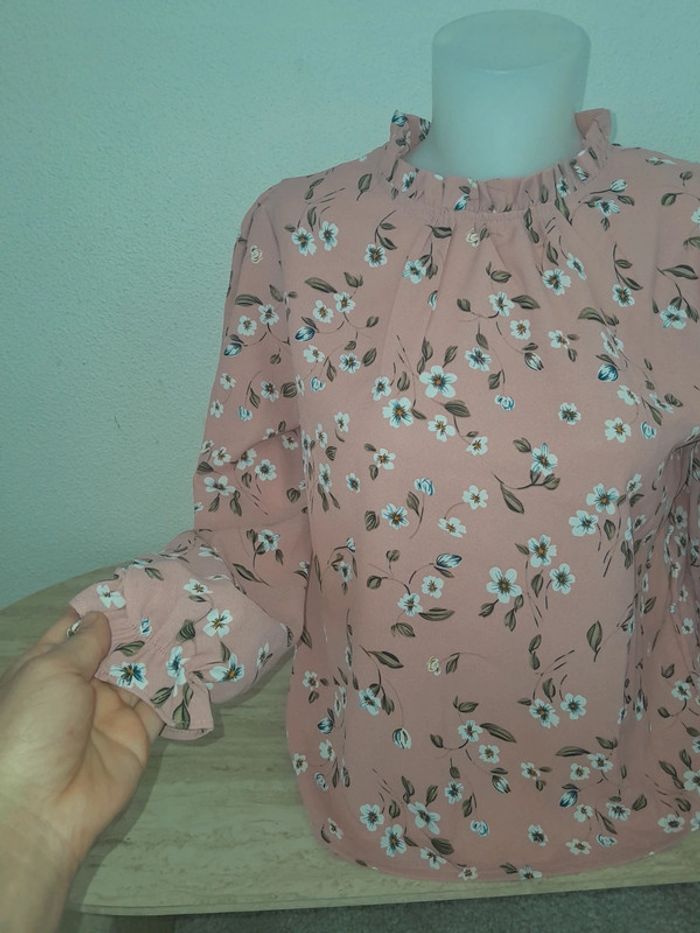 Blouse fleurie manches longues 💫Col plissé 💫Shein💫Taille 38 - photo numéro 2