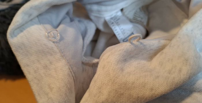 Beau sweat chaud de randonnée femme Quechua S poche ventrale + sous poche sécurisée comme neuf - photo numéro 10