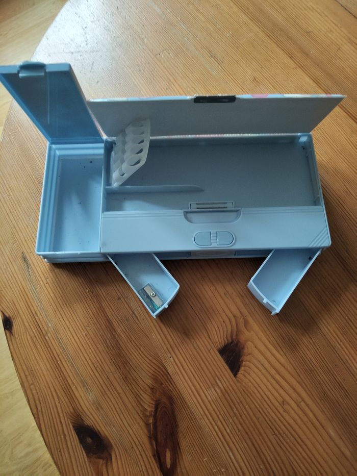 Lot thème licorne réveil, boîte à bijoux musical, sac, réveil, plumier - photo numéro 5