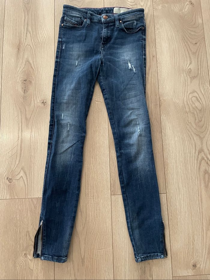Jean Diesel taille 24