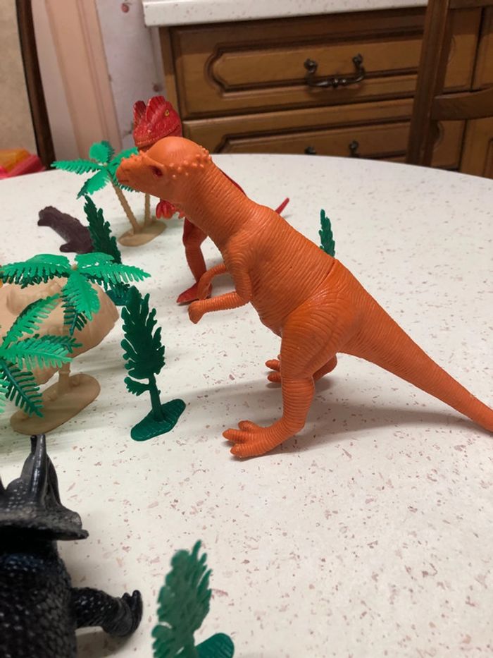 Lot 6 dinosaures - photo numéro 6