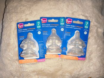Lot tétines Tigex 6m+
