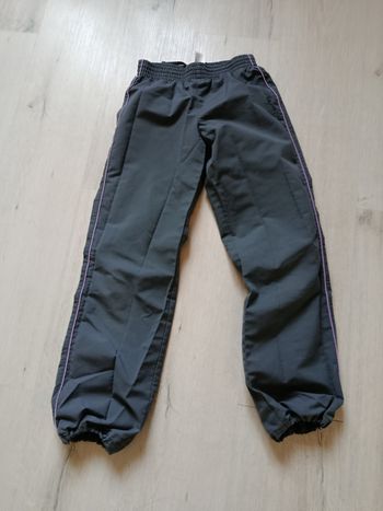 Bas de jogging marque domyos taille 10 ans