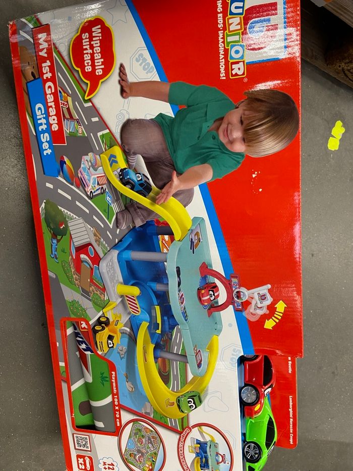 My 1 st garage gift set