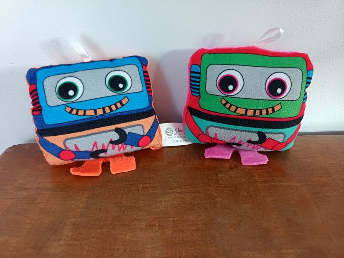 Lot de 2 peluches Robot - photo numéro 10
