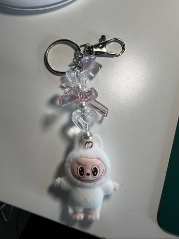 porte-clé labubu
