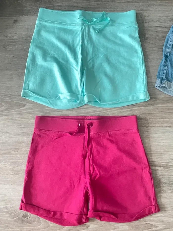 Lot de vêtements fille taille 10 ans - photo numéro 2