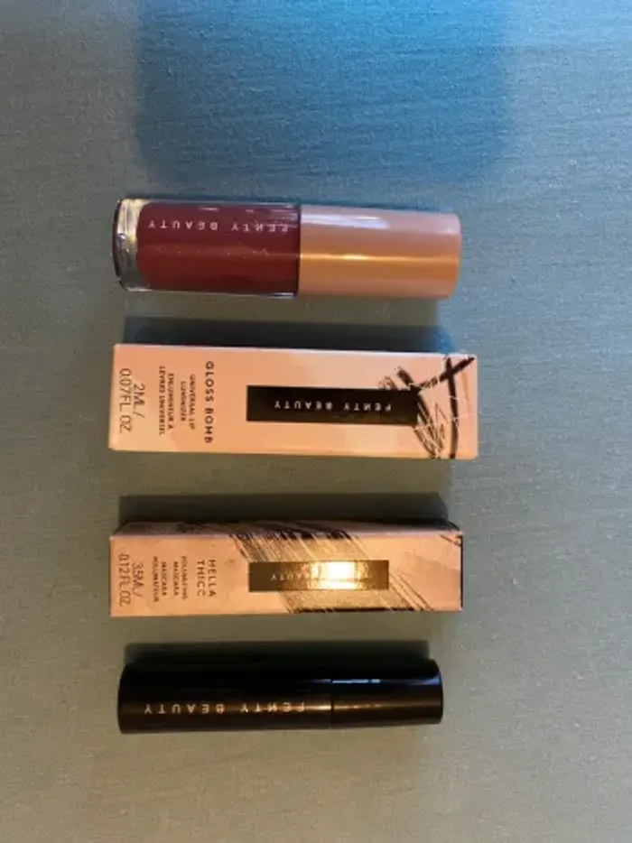 Fenty beauty gloss mascara - photo numéro 3
