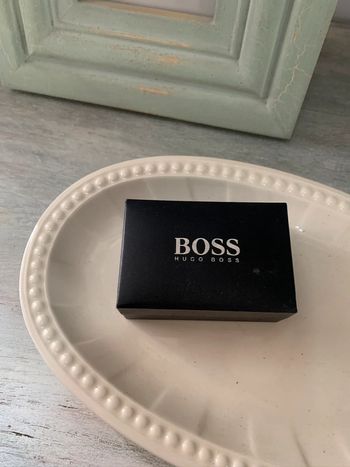 Boutons de manchettes Hugo Boss en laiton et émail