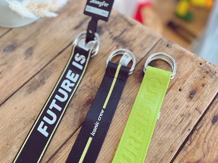 Lot de 3 ceintures sportwear noir et fluo Jennyfer - photo numéro 3