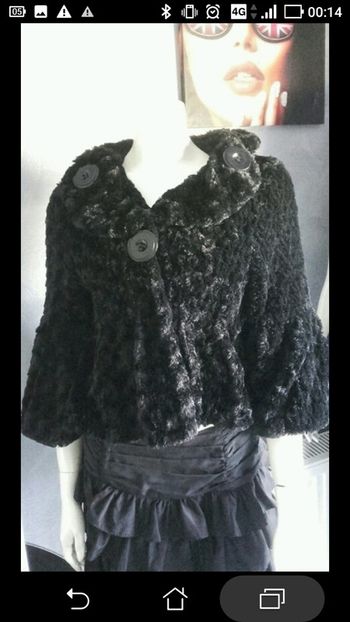 Veste noire fausse fourrure neuve S