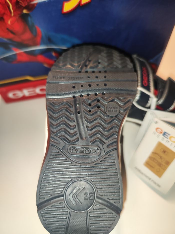 Baskets geox spider-man à lumières taille 22 neuf - photo numéro 5