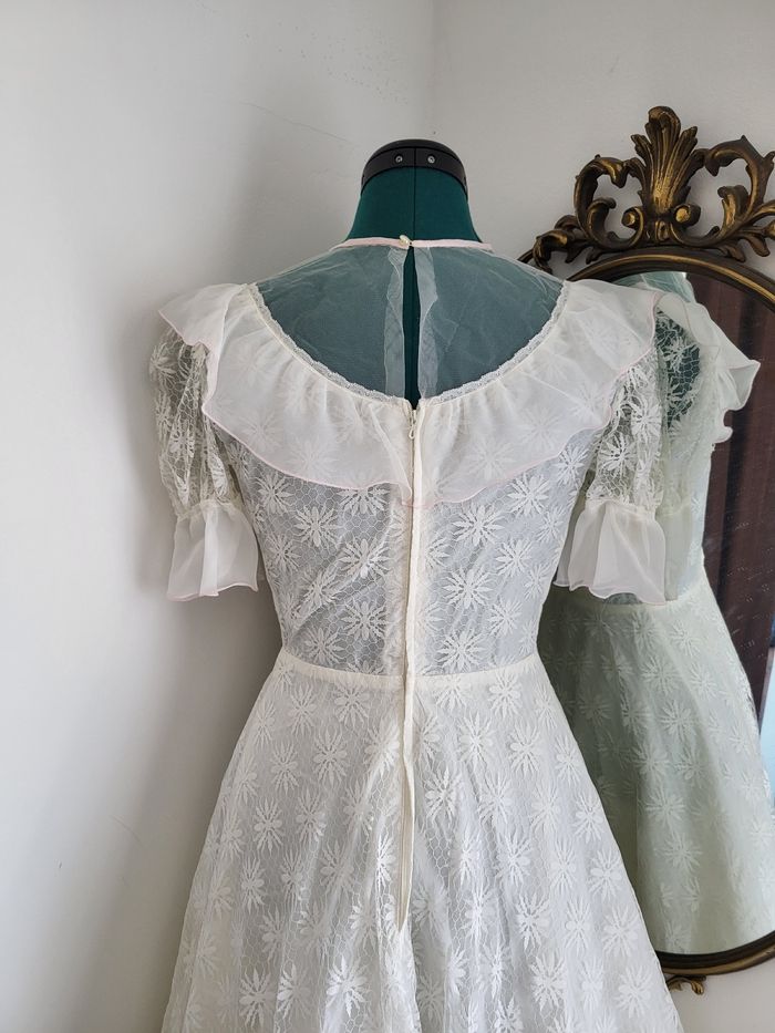 Robe en dentelle blanche vintage Belle époque - photo numéro 4