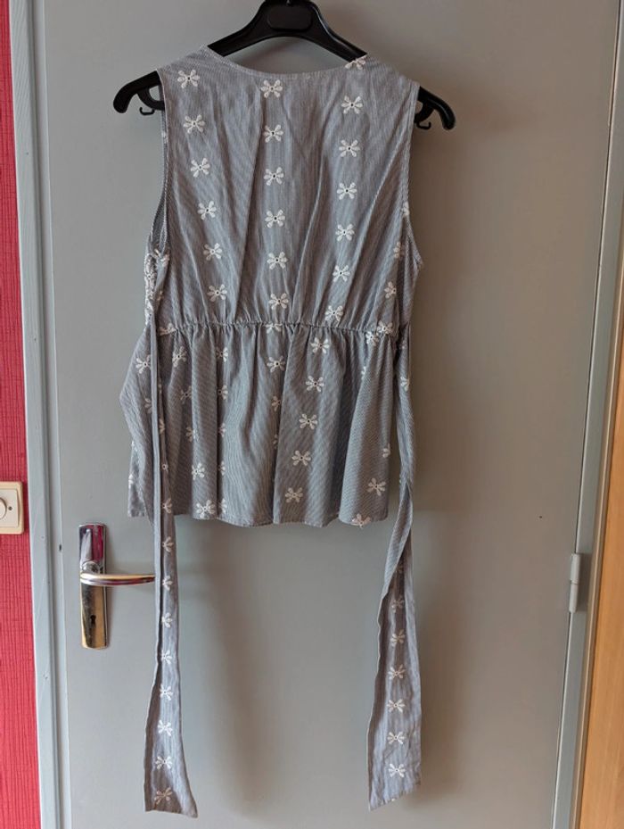 Blouse brodée - photo numéro 3