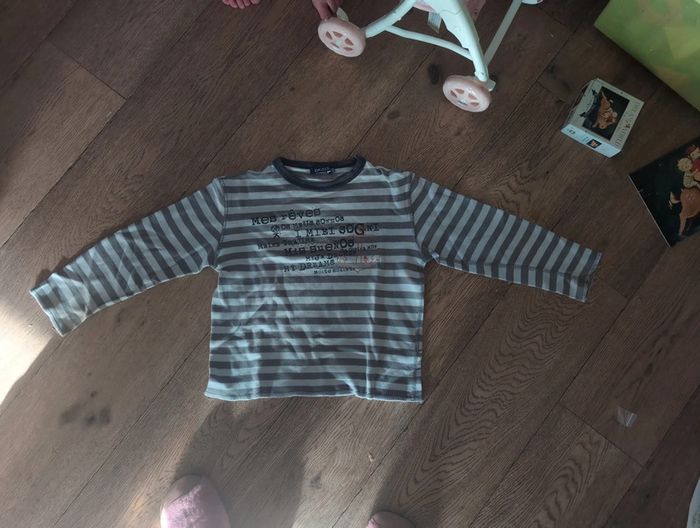 Tee shirt manche longue Okaïdi 8 ans