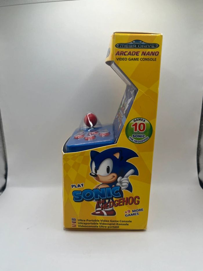 Arcade Nano Sonic - Sega Mega Drive Plug In TV - 10 Games Total New - photo numéro 3