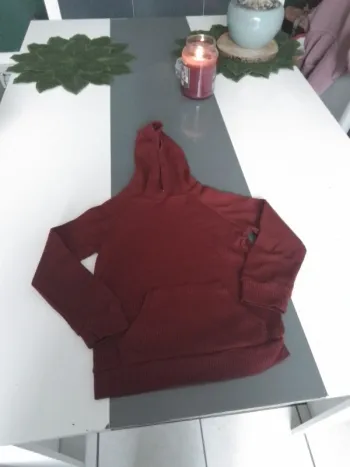 Sweat-shirt rouge seine 5 ans