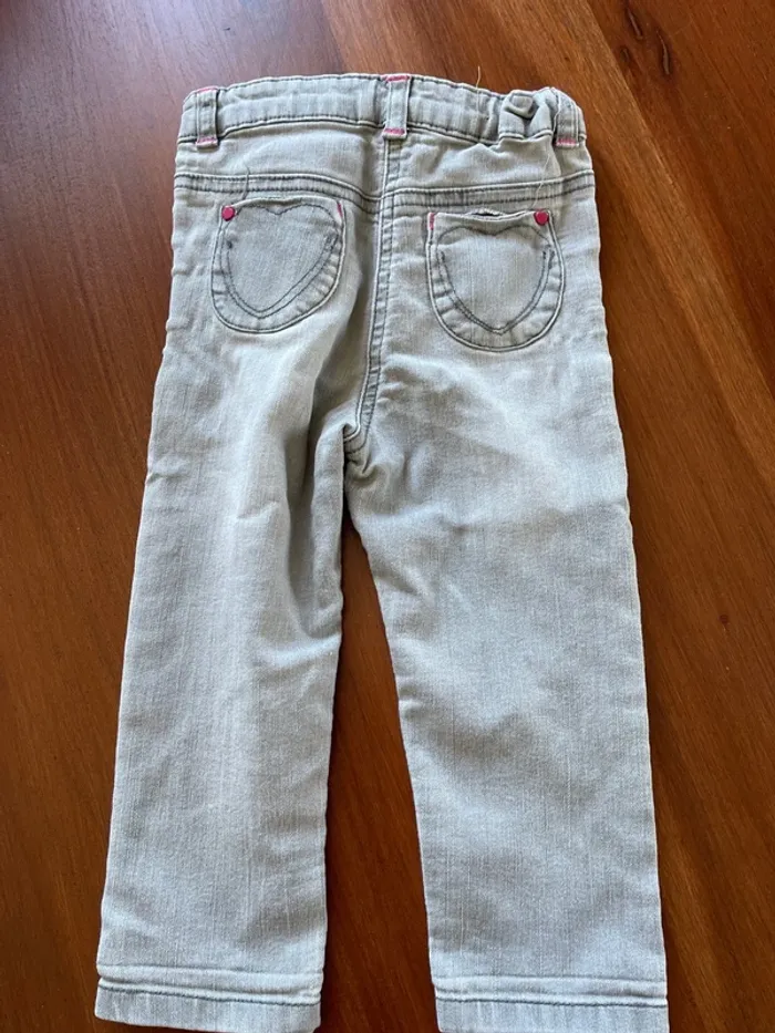 Lot de 5 jeans taille 18 mois très bon état - photo numéro 6