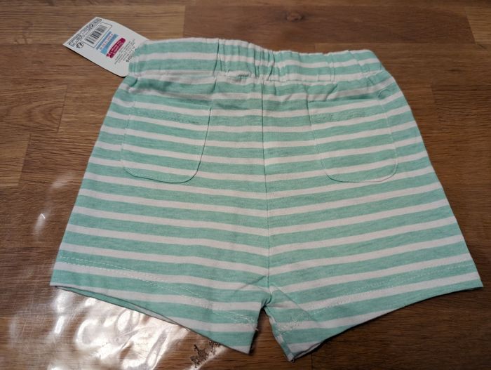 Short garçon 6 mois Bébé rêve Neuf avec étiquette - photo numéro 3
