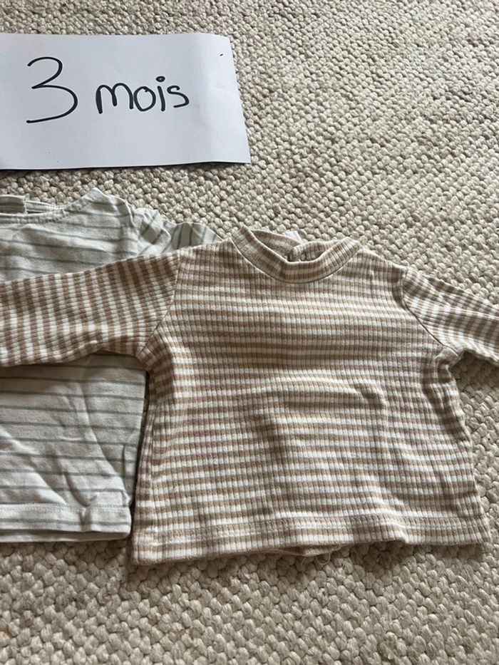 Lot teeshirts manche longue 3 mois - photo numéro 3