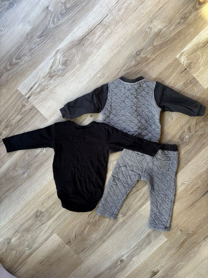 Ensemble veste + pantalon +body garçon taille 12 mois - photo numéro 4