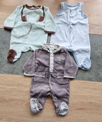 Pyjamas 1 mois