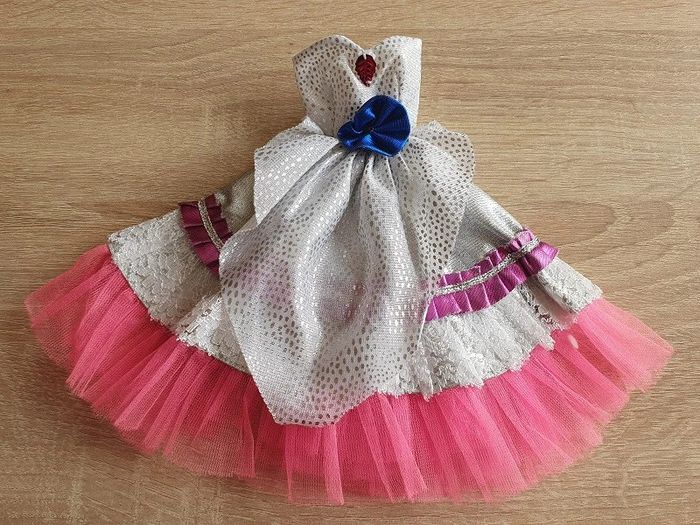 Robe Barbie