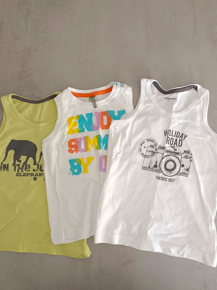 Lot 3 débardeurs