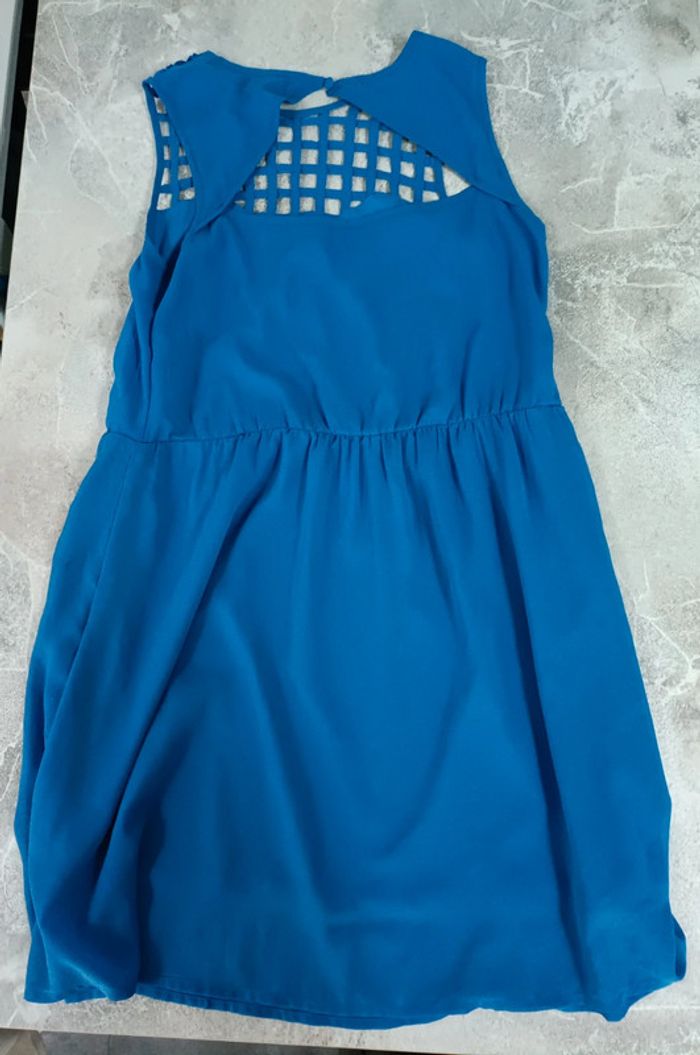 Robe avec perle - photo numéro 2