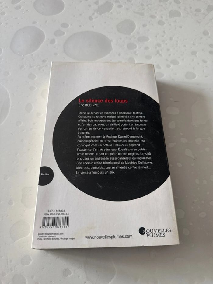 Livre le silence des loups - photo numéro 2