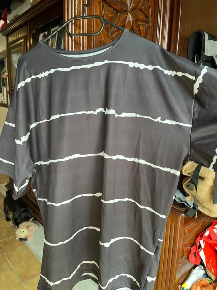 T shirt 2XL