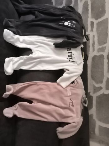 Lot 3 pyjama taille 3 mois