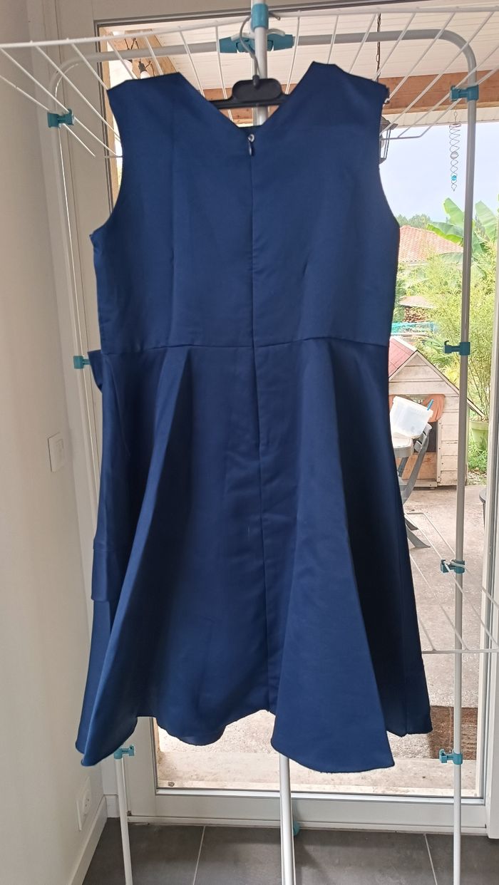 Robe 13/14 ans - photo numéro 2