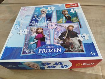 Lot puzzle reine des neiges