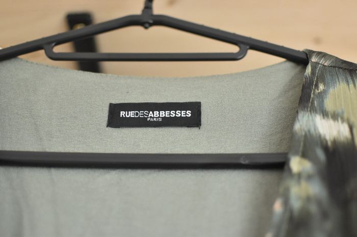 Robe Rue des Abbesses en taille M - Très bon état - photo numéro 6